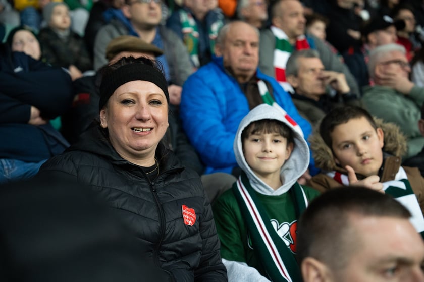 Kibice na meczu Śląska z Widzewem (2 marca 2024) na Tarczyński Arenie